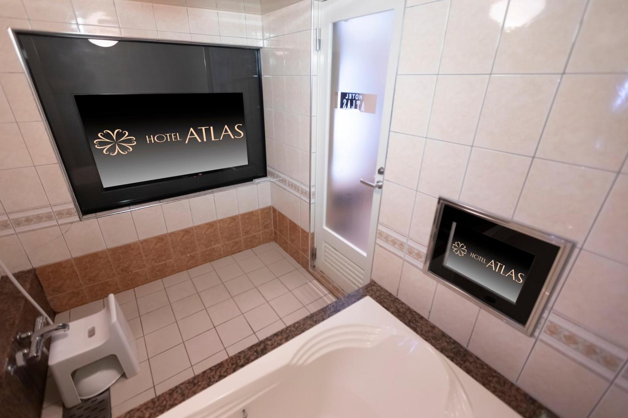 Hotel Atlas Shinkabukicho (Adults Only) Tokyo Exterior photo