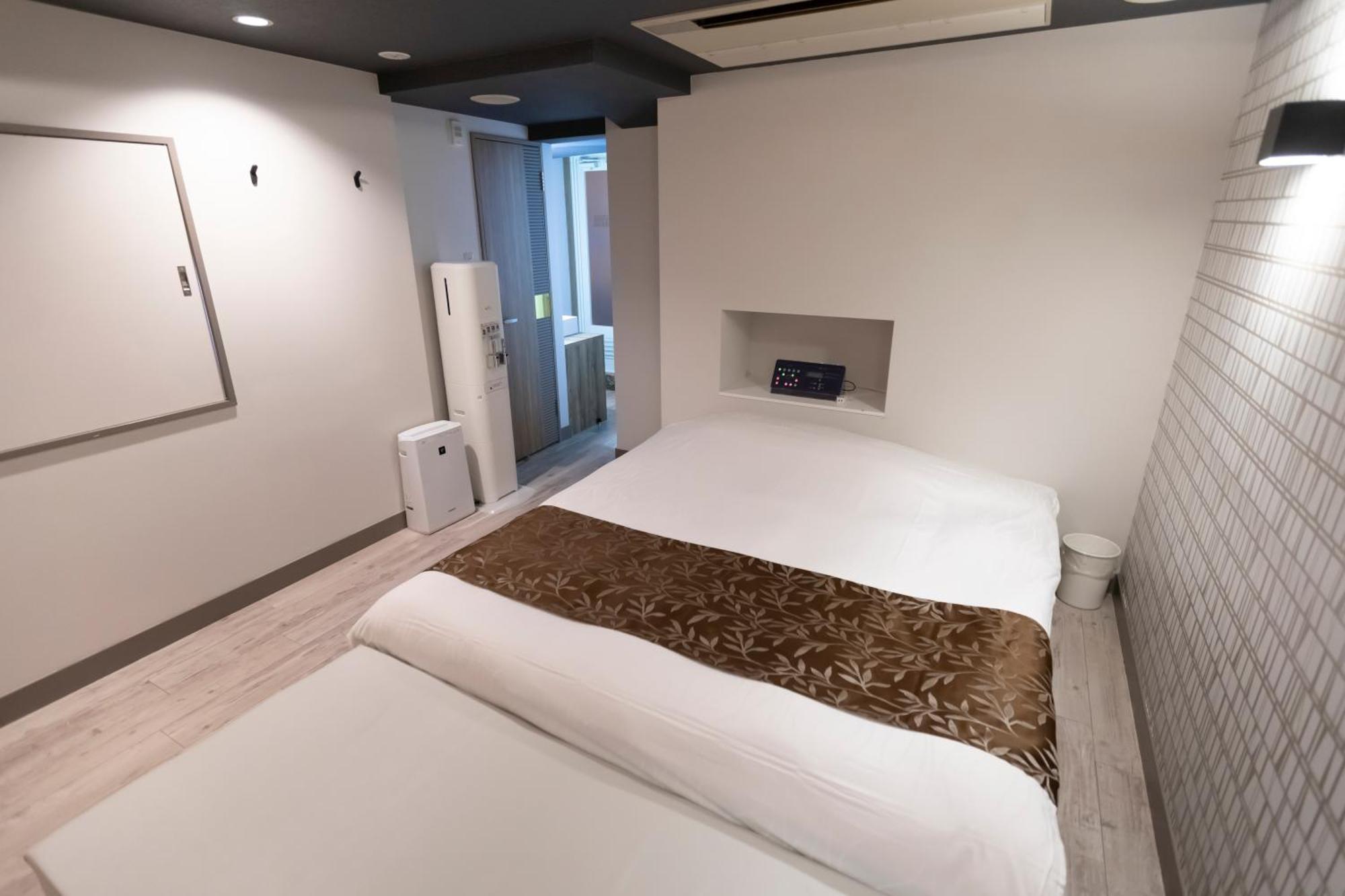Hotel Atlas Shinkabukicho (Adults Only) Tokyo Exterior photo