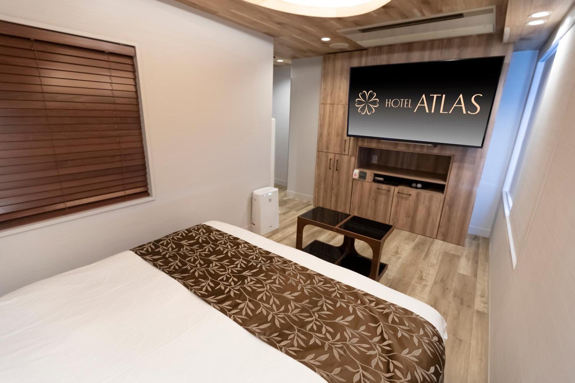 Hotel Atlas Shinkabukicho (Adults Only) Tokyo Exterior photo