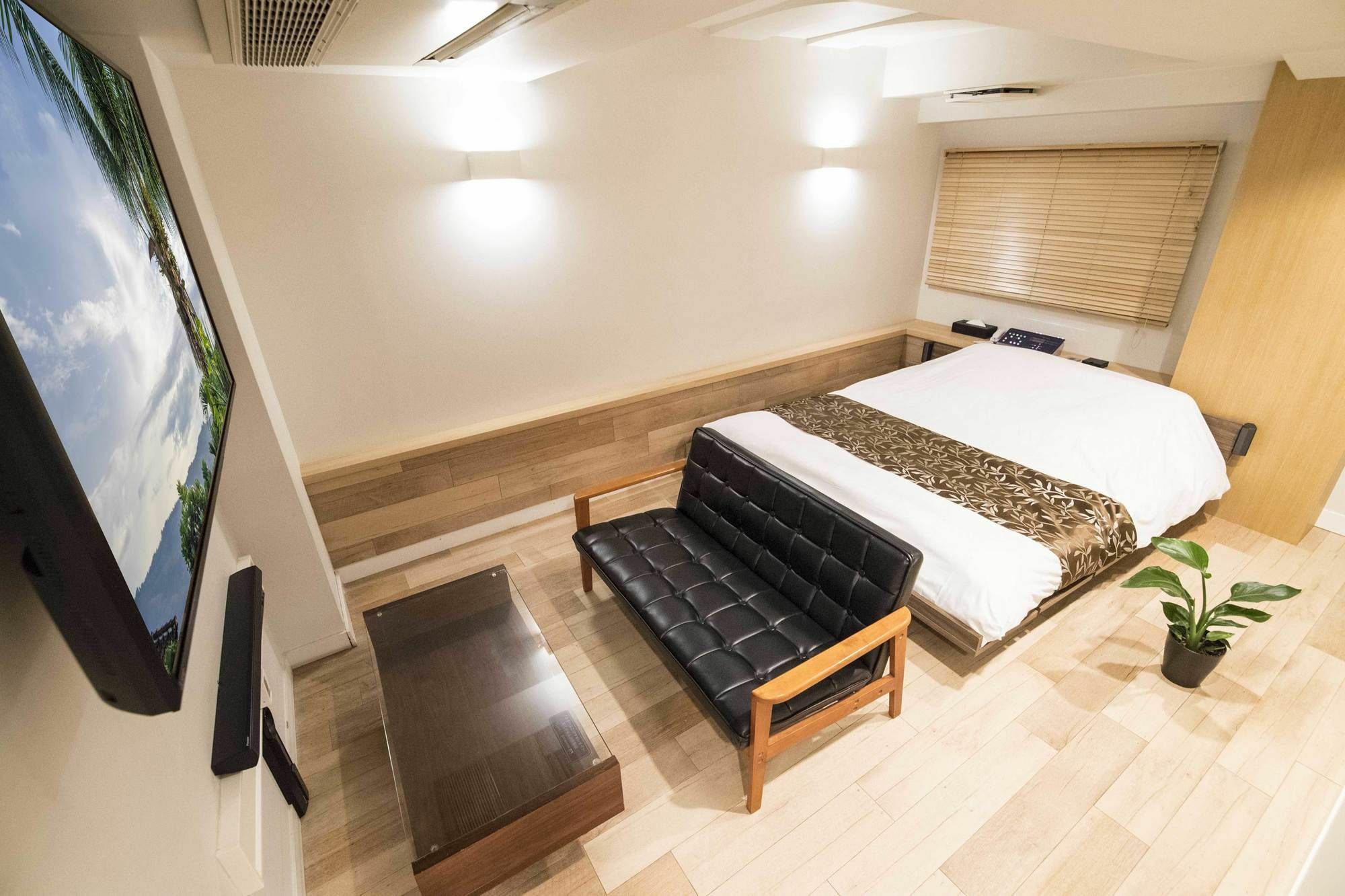 Hotel Atlas Shinkabukicho (Adults Only) Tokyo Exterior photo